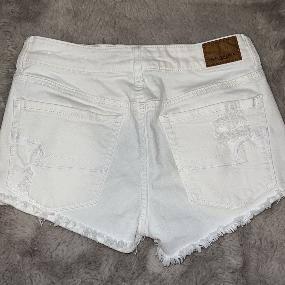 American Eagle White Ripped Jean Shorts Super Stretch X, Women’s 2 - Picture 2 of 6